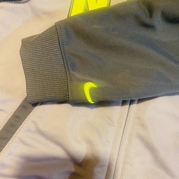 Nike track jacket 3t excellent condition - Picture 3 of 5